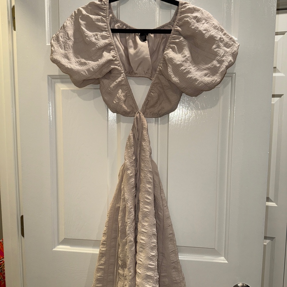 Elegant Puff Sleeve Tie-Front Dress